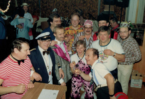 1988 Ramba Zamba - Helmar Müller, Wolfgang Gäßler, Hans Hermann, Karlheinz Eller, Martin Müller, Herbert Freudenreich, Seppel Wäsch, Hans Jörg Simonis, Christa + Kurt Bender, Karl Heinz Butzbach (von hinten li.)