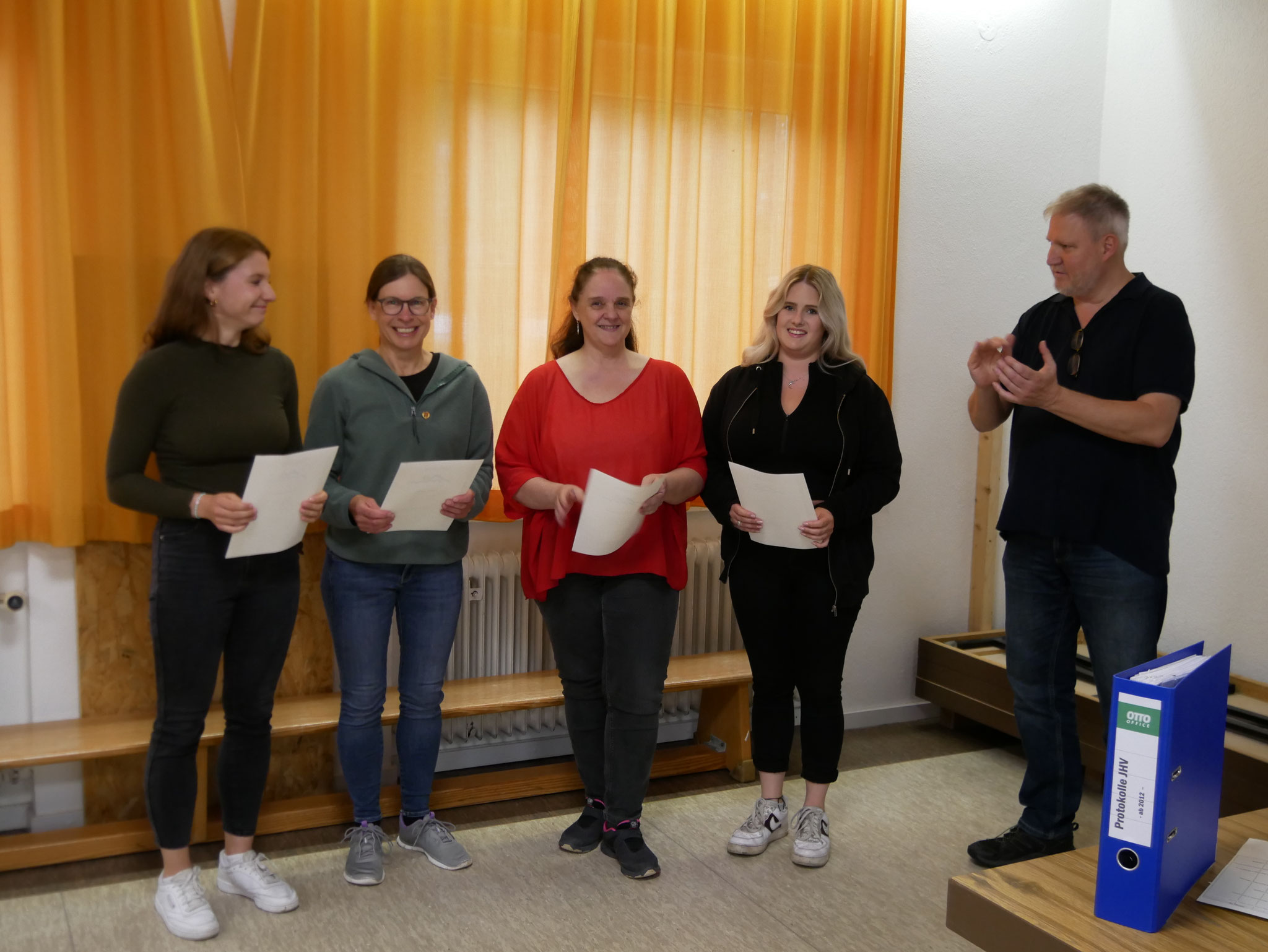 Ehrungen für die Master Synchronschwimmerinnen