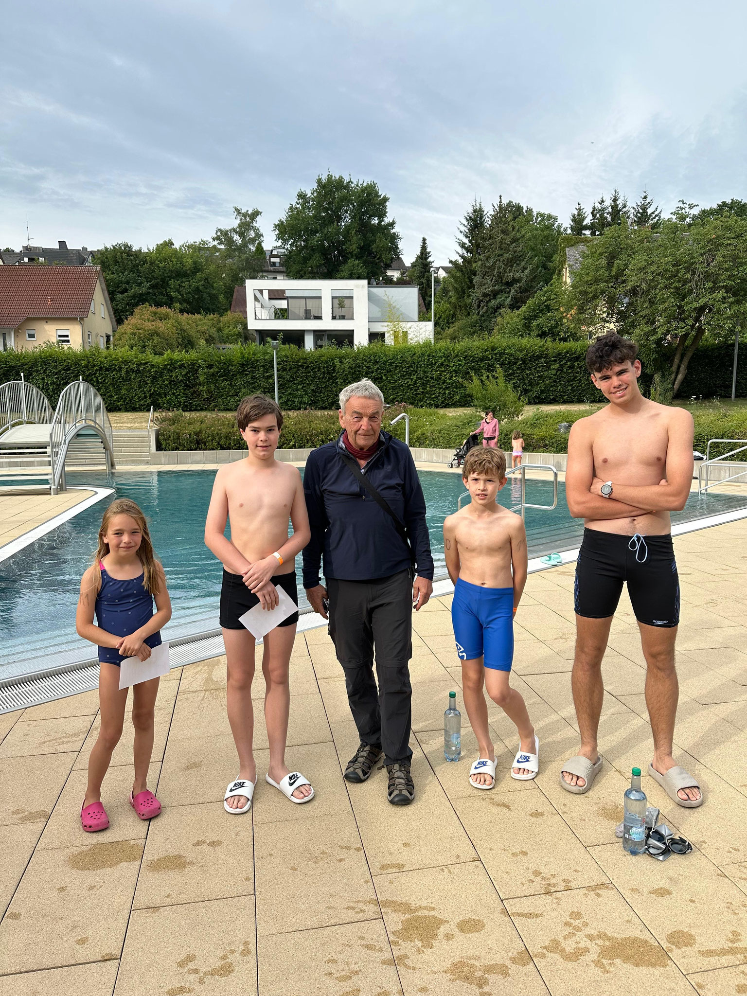 Franz Schöps ältester Teilnehmer mit Enkeln